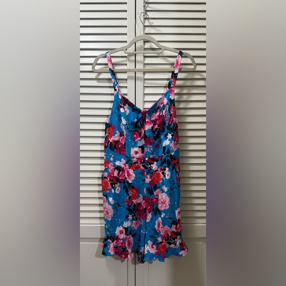 Torrid Challis Tie-Front Romper - Picture 5 of 11